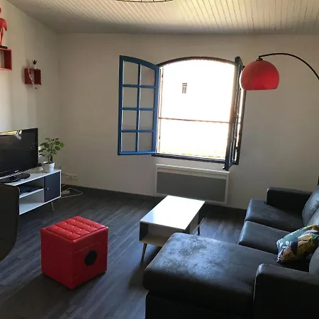 Avec Vue Sur La Tour Barberousse Apartment