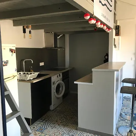 Avec Vue Sur La Tour Barberousse Apartment